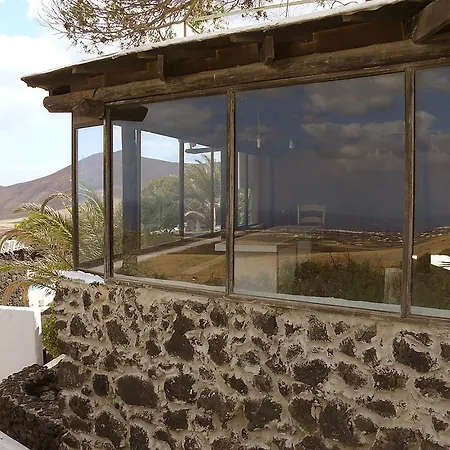 Сasa de vacaciones La Calerita D *